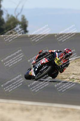 media/Jun-07-2025-TrackDaz (Sat) [[4413525952]]/A Group/12pm (Turn 2)/